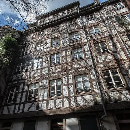 Orfevres Cathedrale Apartment *