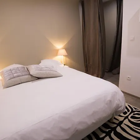 Orfevres Cathedrale Apartment