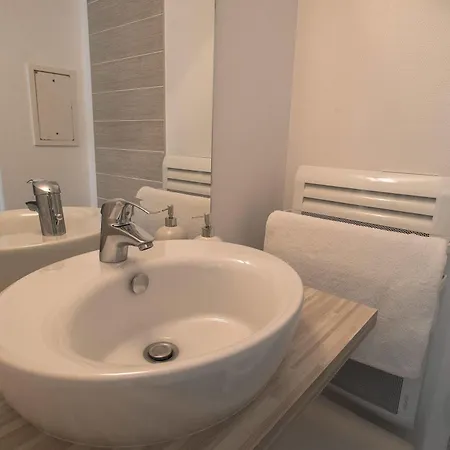 Orfevres Cathedrale アパート