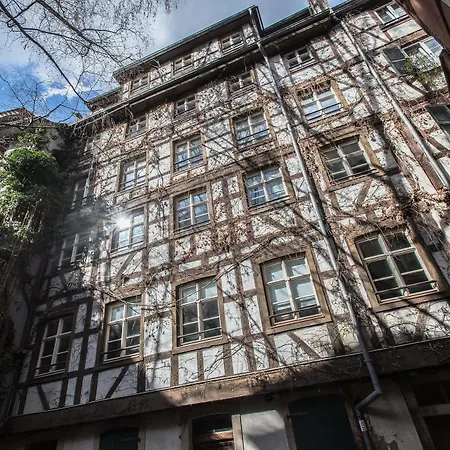 Orfevres Cathedrale Apartment *