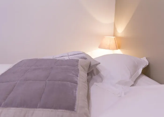 Orfevres Cathedrale Апартаменты *